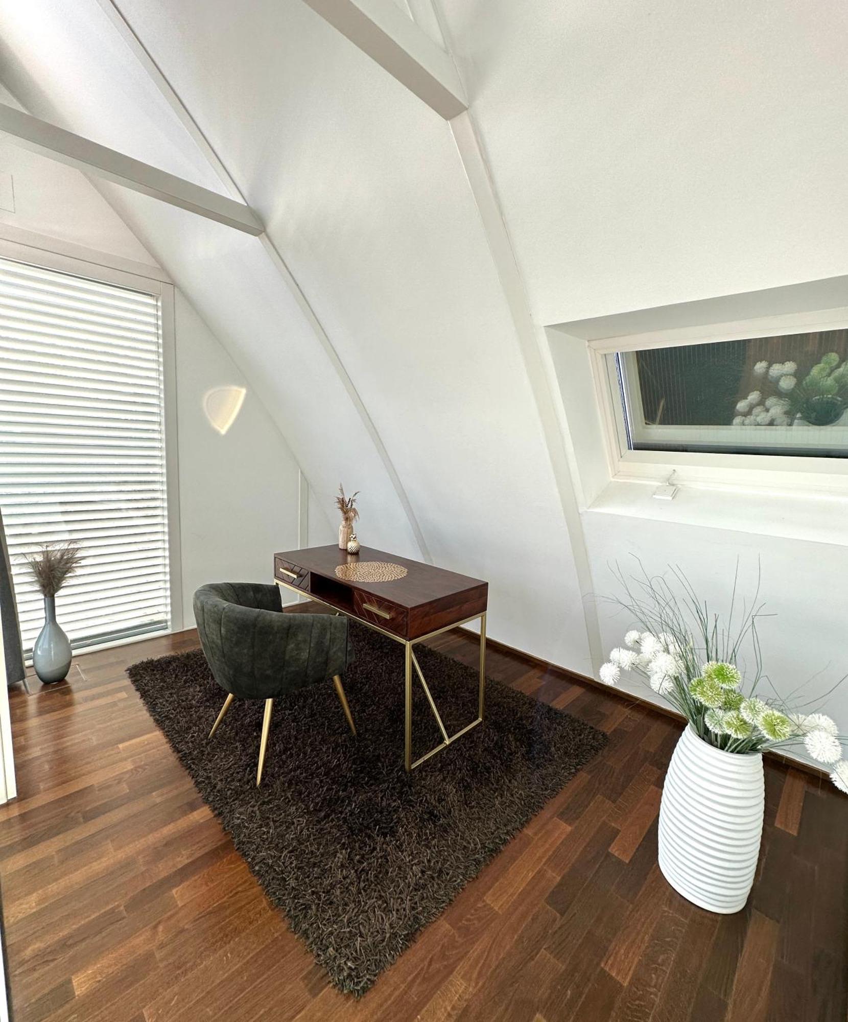 Schwimmendes Ferienhaus Silent Elsterheide エクステリア 写真
