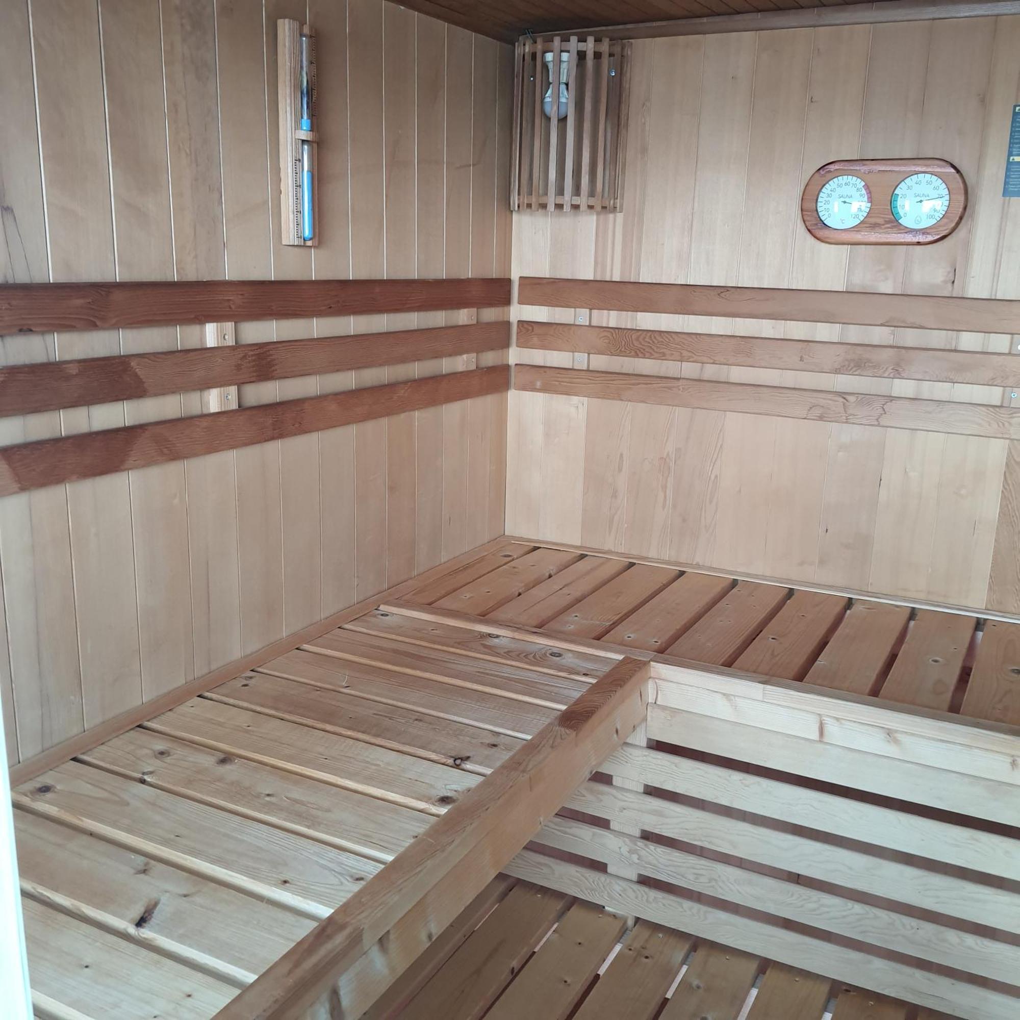 Schwimmendes Ferienhaus Silent Elsterheide エクステリア 写真