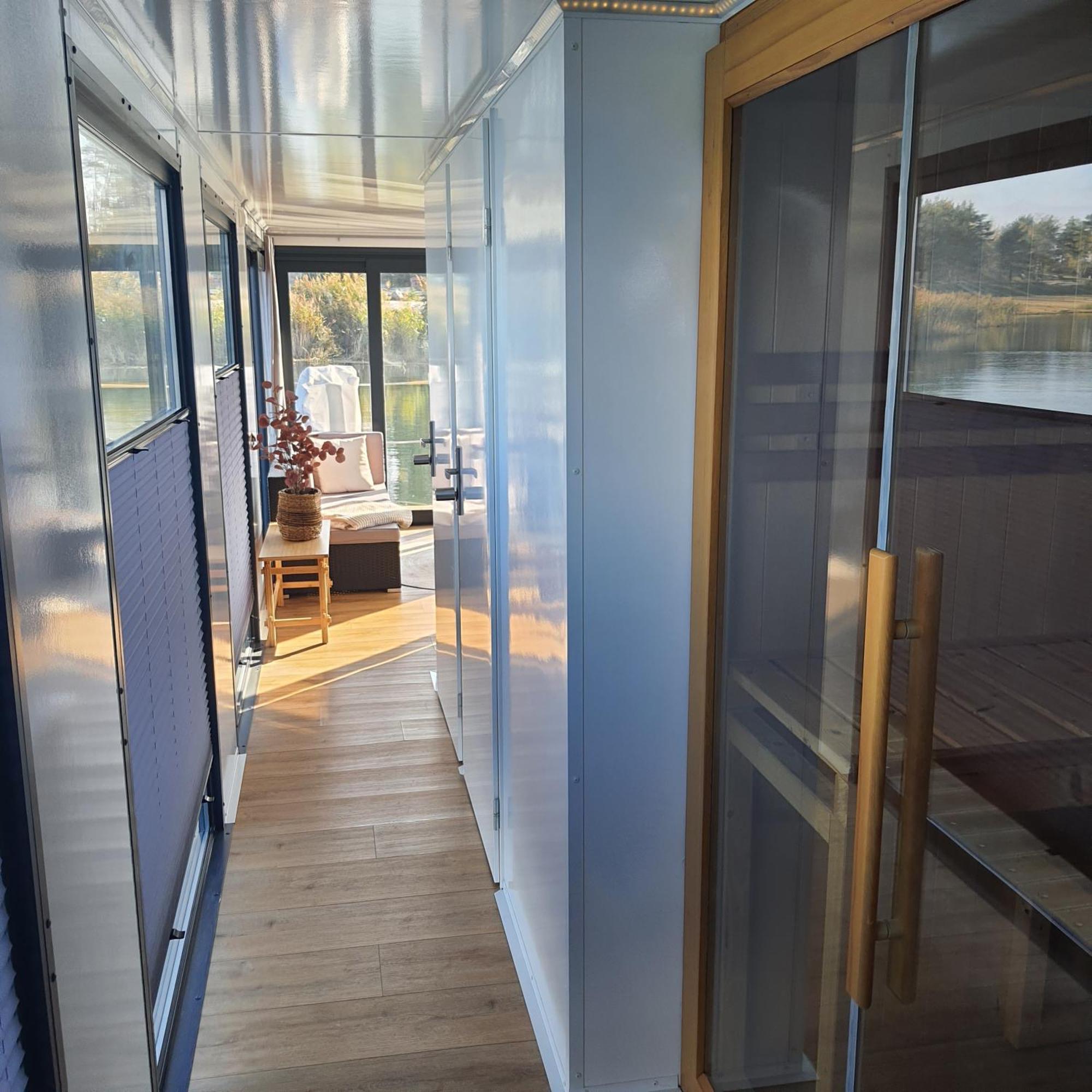 Schwimmendes Ferienhaus Silent Elsterheide エクステリア 写真