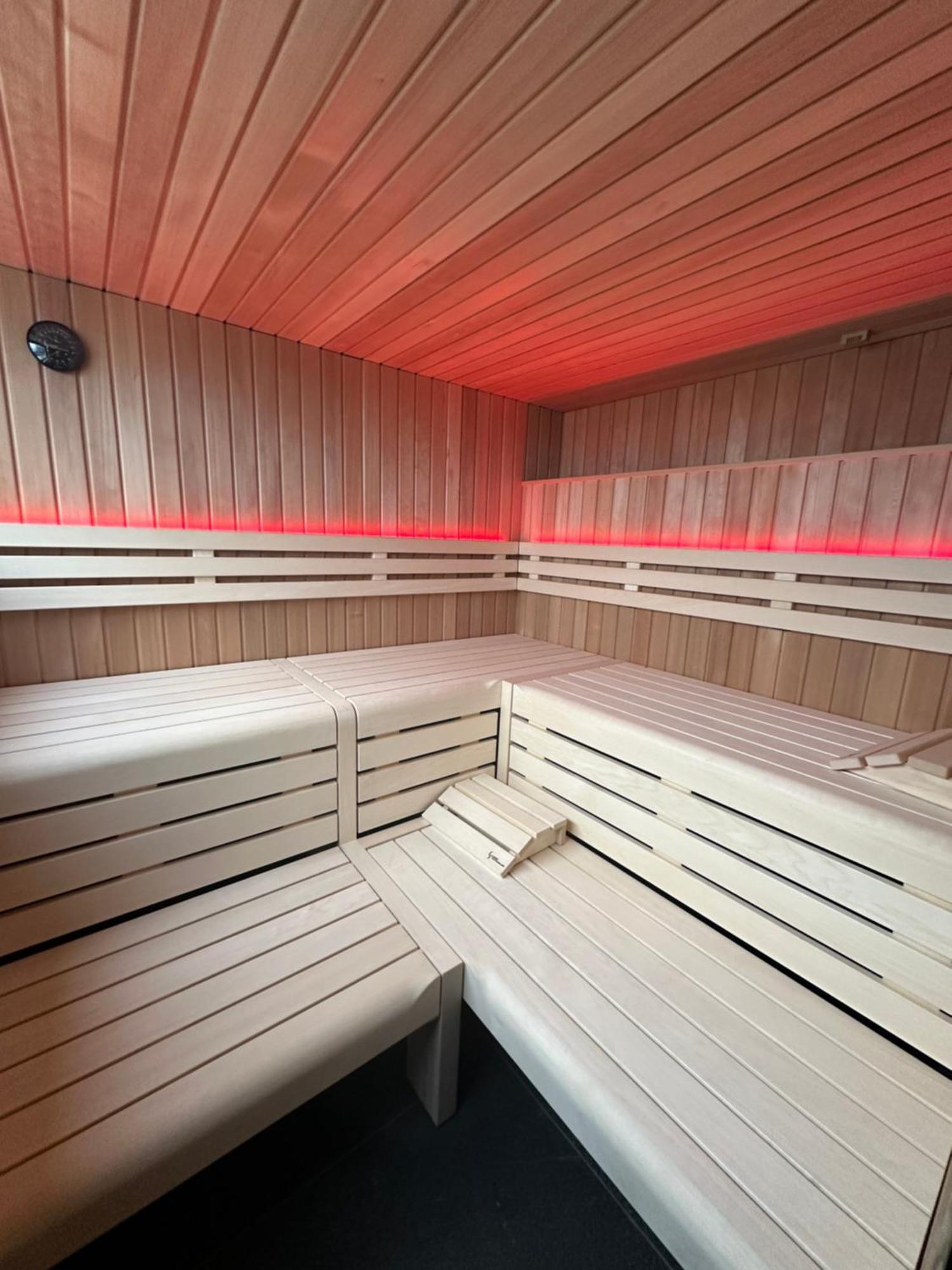 Schwimmendes Ferienhaus Silent Elsterheide エクステリア 写真